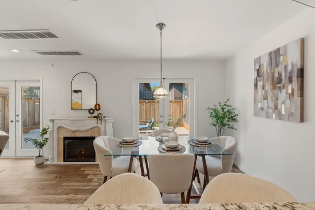 $699,900 | 104 East Middlefield Road, Unit B, Mountain View, CA 94043