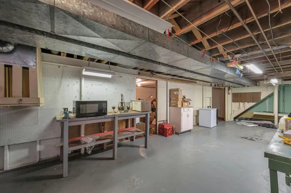 $185,000 | 939 South Orient Street, Fairmont, MN 56031