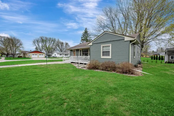 $185,000 | 939 South Orient Street, Fairmont, MN 56031