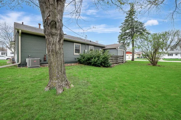 $185,000 | 939 South Orient Street, Fairmont, MN 56031