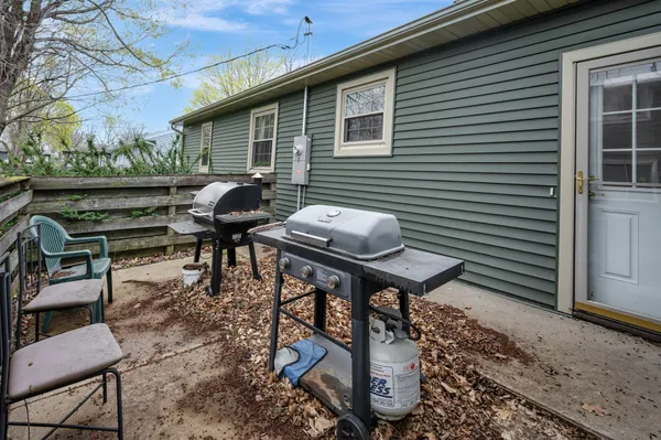 $185,000 | 939 South Orient Street, Fairmont, MN 56031