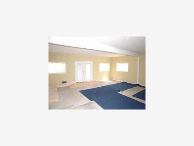 18414 Meadow Ridge Road Salinas, CA 93907 - Photo 2 of 9 Gallery Image 2