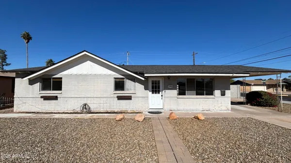 $2,490 | 1000 West Elna Rae Street, Tempe, AZ 85281