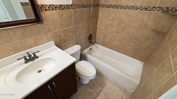 $2,490 | 1000 West Elna Rae Street, Tempe, AZ 85281