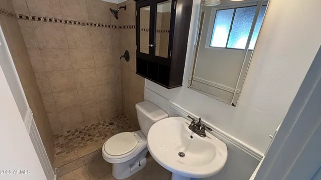 $2,545 | 1000 West Elna Rae Street, Tempe, AZ 85281