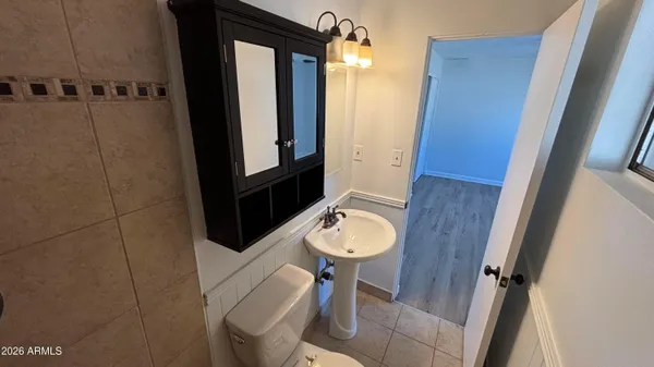 $2,490 | 1000 West Elna Rae Street, Tempe, AZ 85281