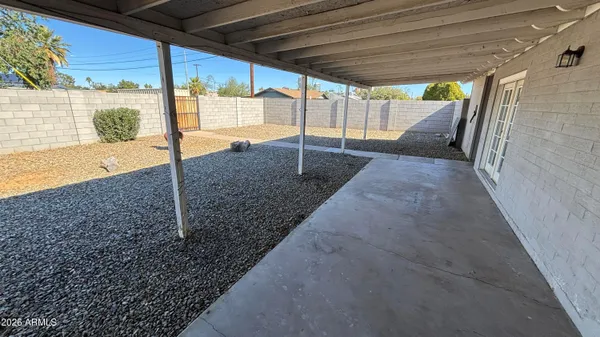 $2,490 | 1000 West Elna Rae Street, Tempe, AZ 85281