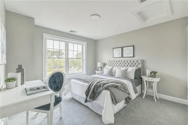 $629,900 | 3 Old County Vlg Way, Smithfield, RI 02917