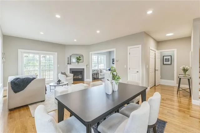 $629,900 | 3 Old County Vlg Way, Smithfield, RI 02917