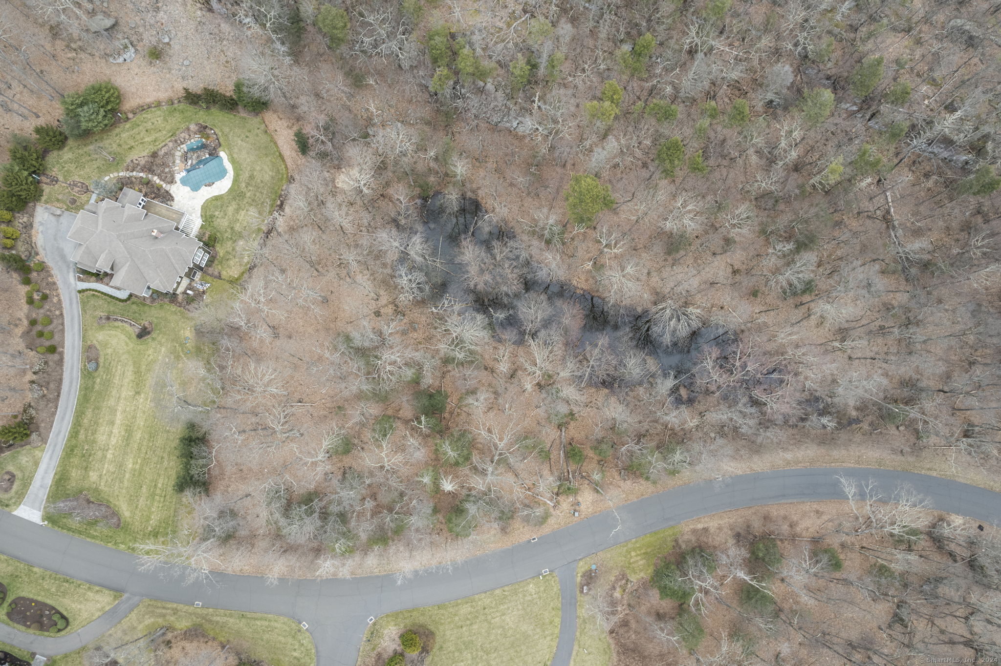 24 Parsons Way Avon, CT 06001 - Photo 2 of 7