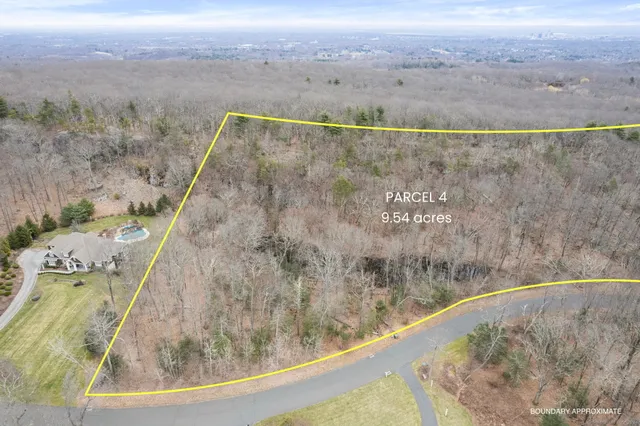 $275,000 | 24 Parsons Way, Avon, CT 06001