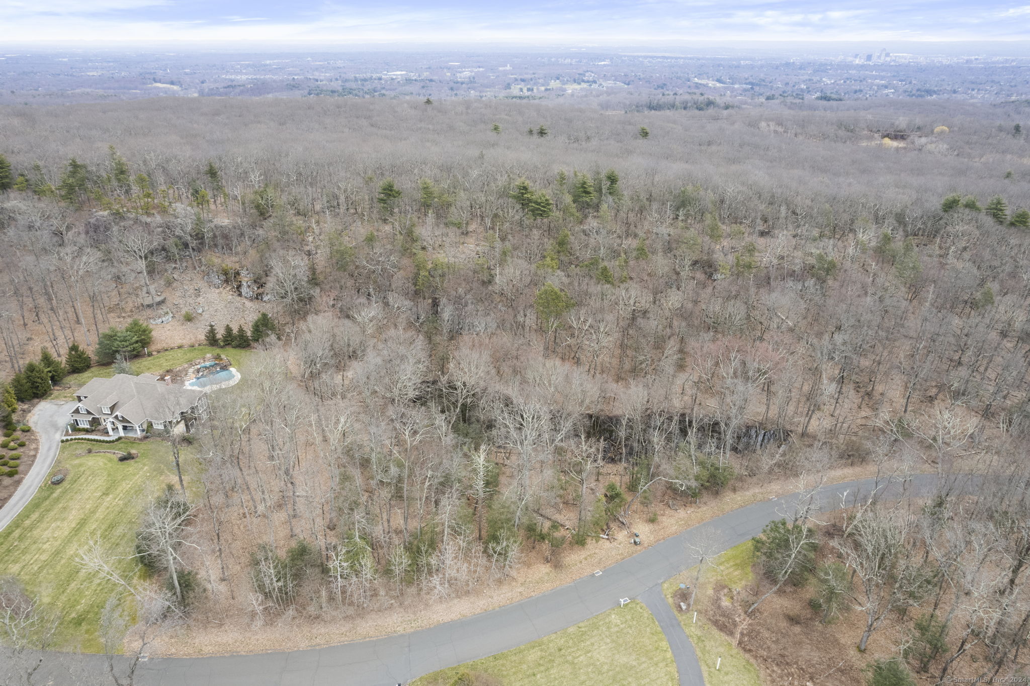 24 Parsons Way Avon, CT 06001 - Photo 5 of 7