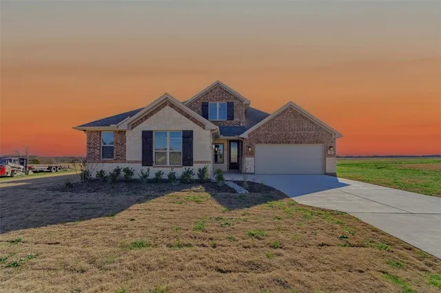 $569,900 | 225 Cobb Road, Leonard, TX 75452