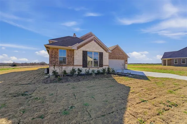 $569,900 | 225 Cobb Road, Leonard, TX 75452