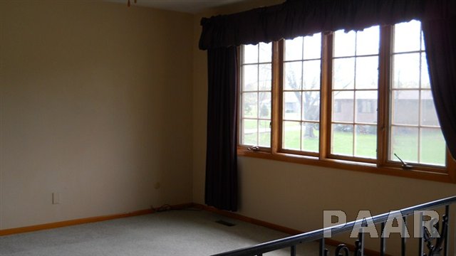 7611 West Sportsman Drive Mapleton, IL 61547 - Photo 3 of 8 Gallery Image 3