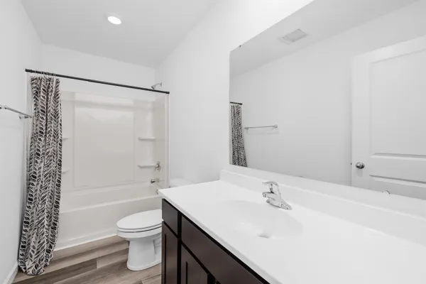 $359,900 | 728 Alquin Court, Huntertown, IN 46748