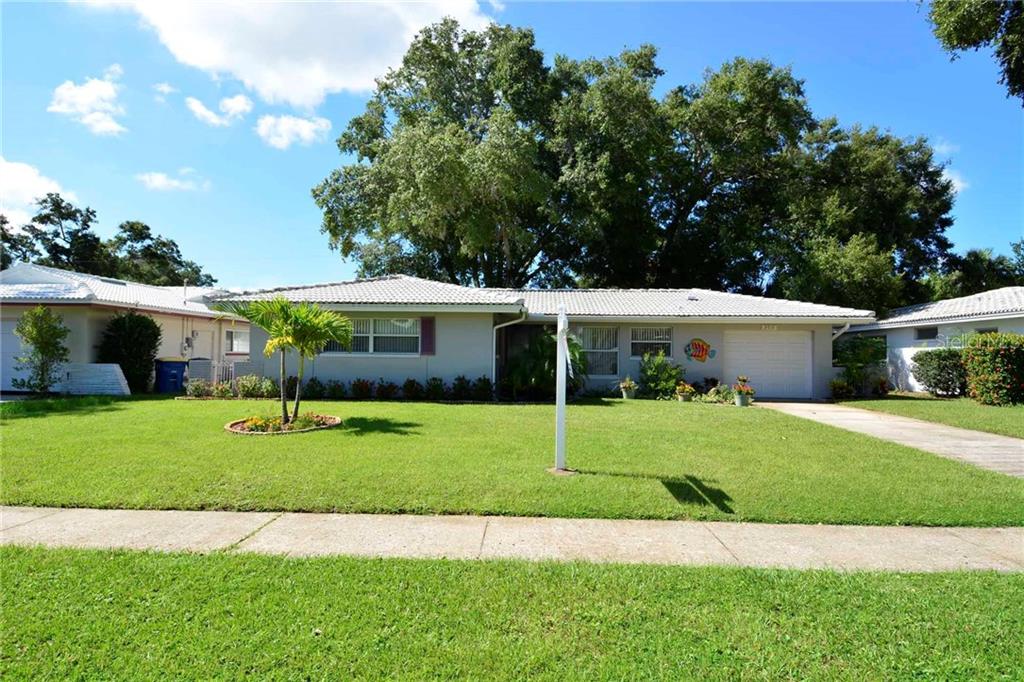 2015 Imperial Way Clearwater, FL 33764 - Photo 1 of 1 Front View