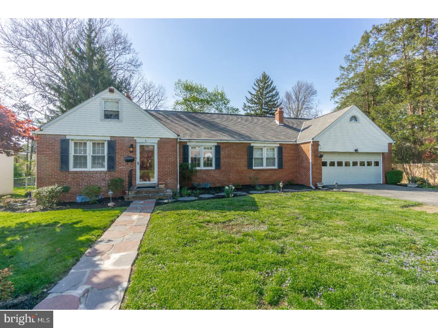 31 South Wakefield Road Eagleville, PA 19403 - Photo 1 of 25 Exterior Front