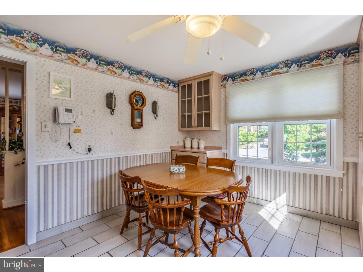 31 South Wakefield Road Eagleville, PA 19403 - Photo 12 of 25 Kitchen