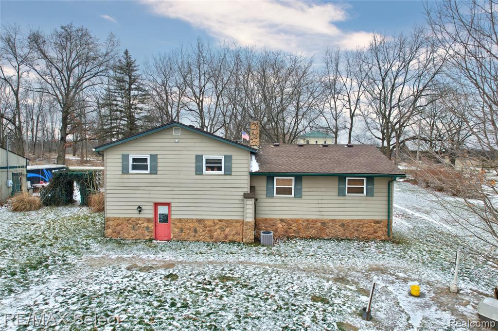 2690 Winegar Road Bancroft, MI 48414 - Photo 24 of 27