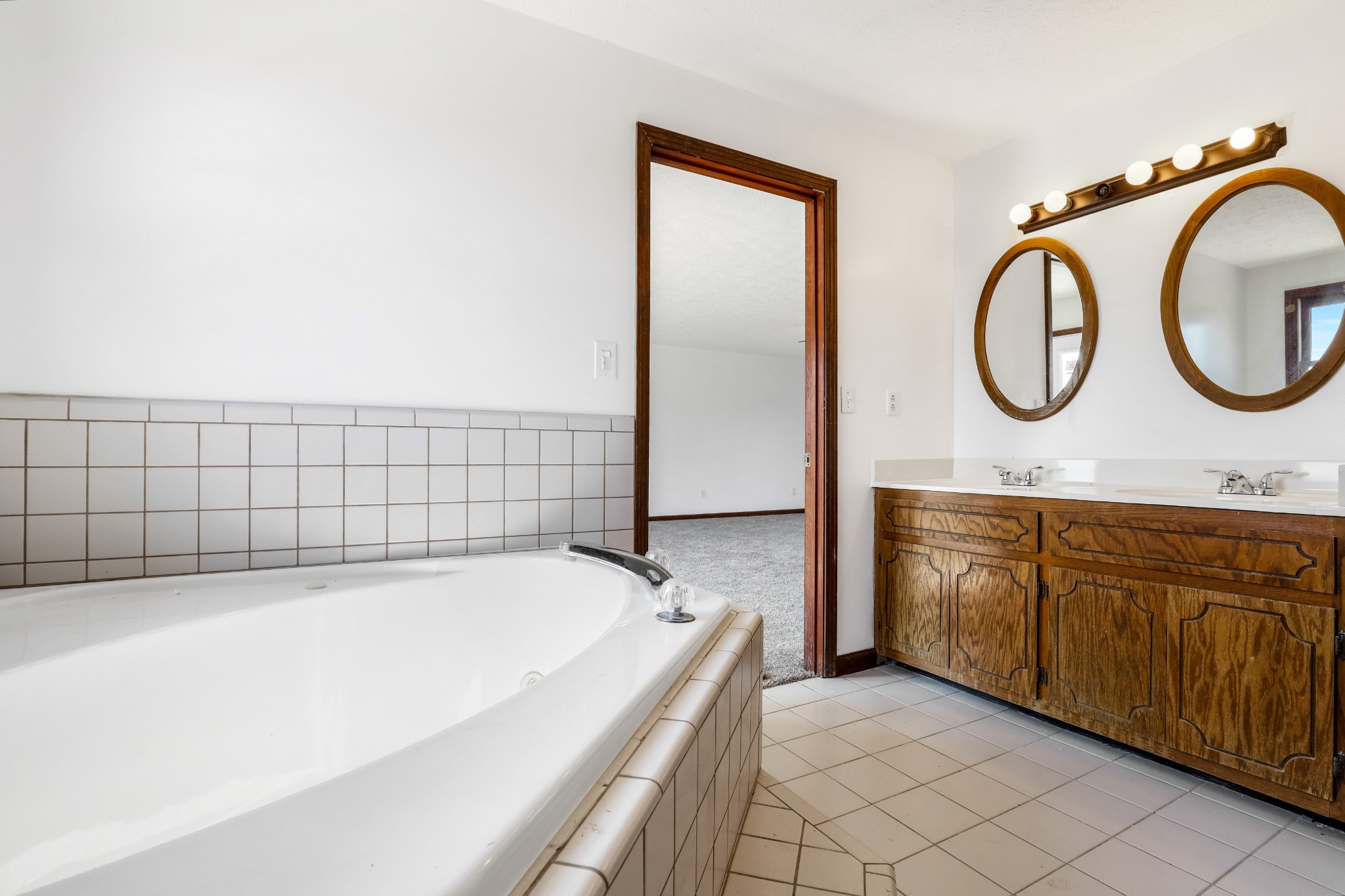 239 Wayne Threatt Road Dover, TN 37058 - Photo 37 of 41 a bathroom with a bathtub and a sink