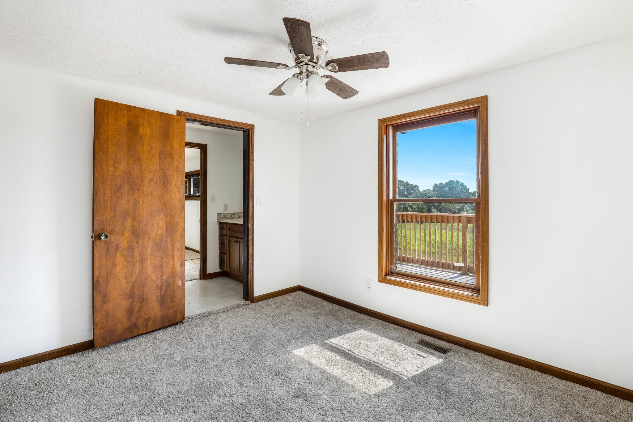 239 Wayne Threatt Road Dover, TN 37058 - Photo 41 of 41 an empty room that has a window