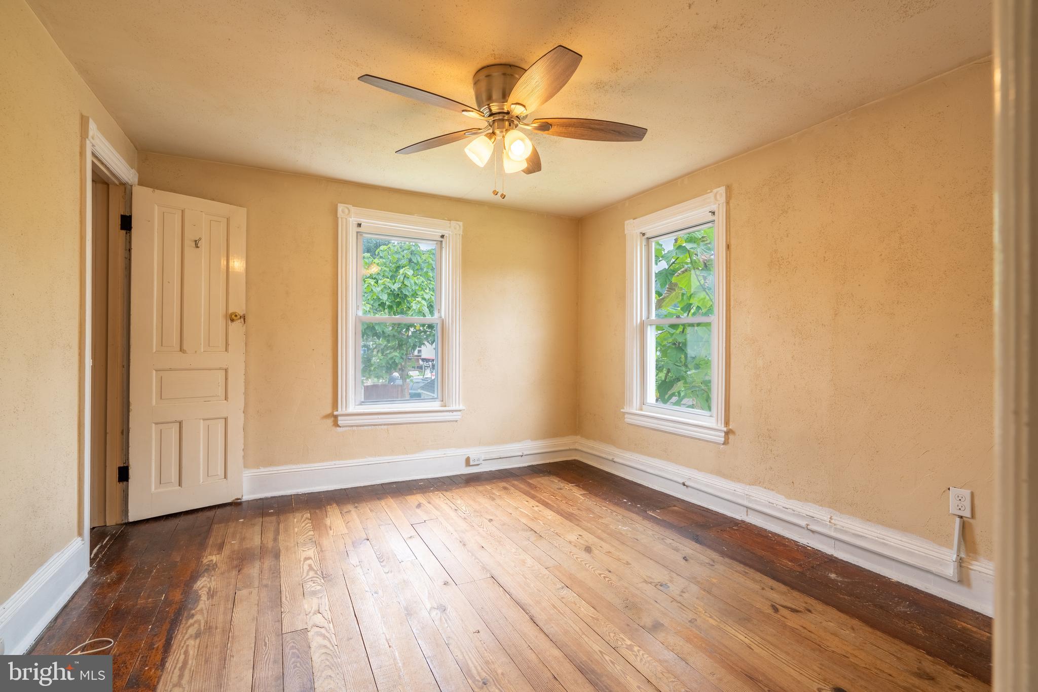 315 Easton Road Riegelsville, PA 18077 - Photo 19 of 32