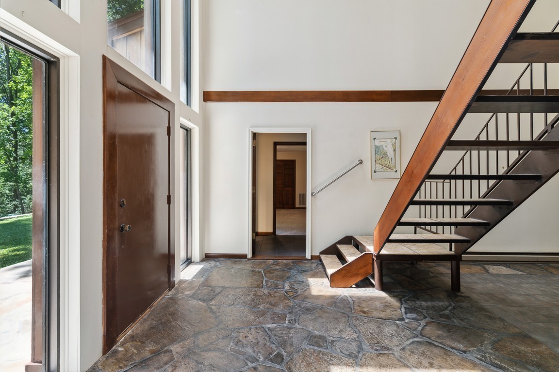 481 Winding Path Winchester, TN 37398 - Photo 4 of 82