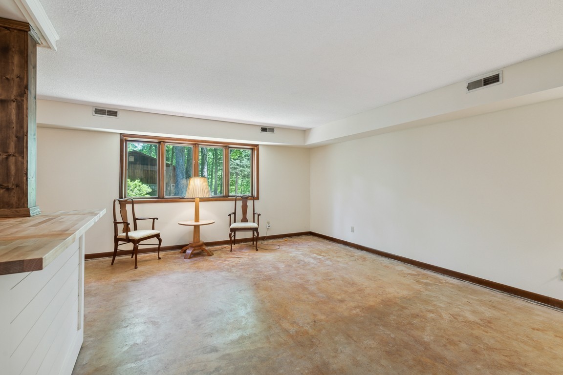 481 Winding Path Winchester, TN 37398 - Photo 6 of 82