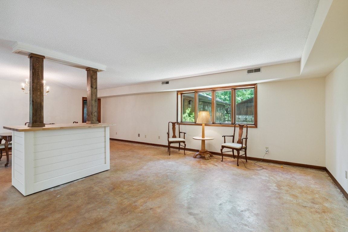 481 Winding Path Winchester, TN 37398 - Photo 7 of 82