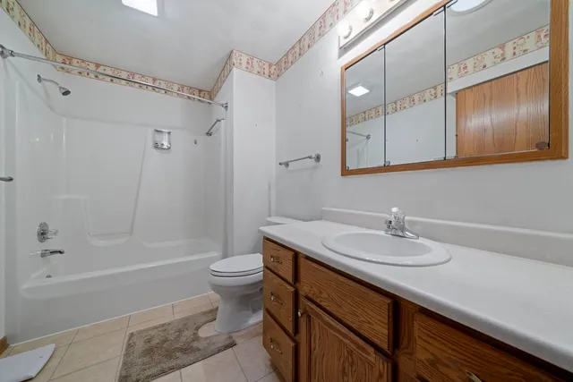 $310,000 | 728 Nantucket Drive, Unit 1, Janesville, WI 53546