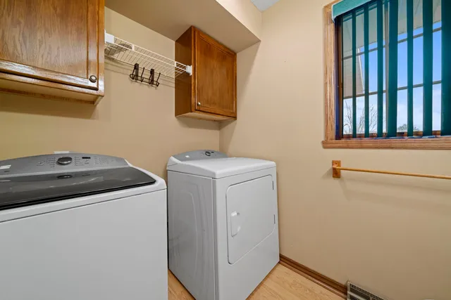 $310,000 | 728 Nantucket Drive, Unit 1, Janesville, WI 53546