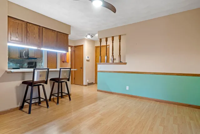 $310,000 | 728 Nantucket Drive, Unit 1, Janesville, WI 53546