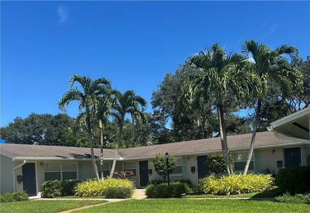 $2,100,000 | 3200 Eagle Drive, Vero Beach, FL 32963