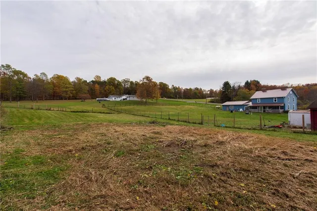 a view of outdoor space with city view