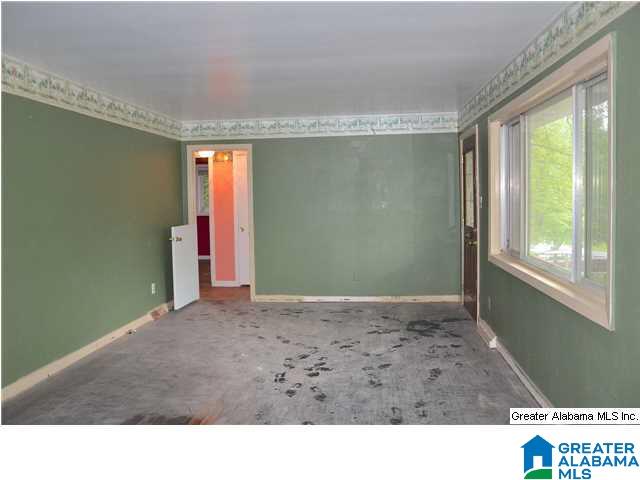 437 Burgundy Road Birmingham, AL 35215 - Photo 7 of 32