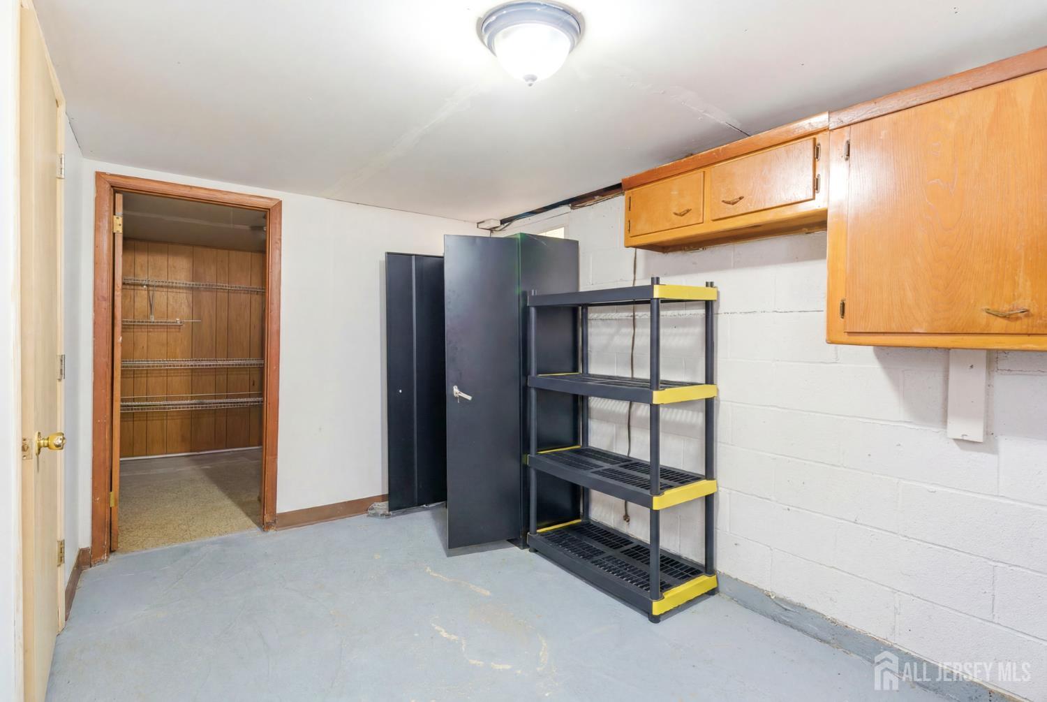 66 Rose Street Edison, NJ 08817 - Photo 24 of 30