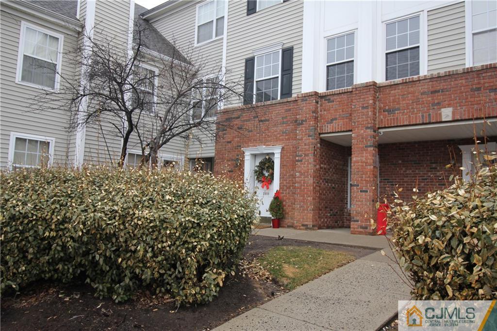 2007 Ridgeview Court Sayreville, NJ 08859 - Photo 1 of 25 Gallery Image 1
