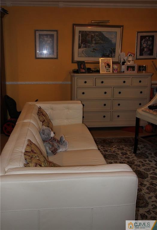 2007 Ridgeview Court Sayreville, NJ 08859 - Photo 4 of 25 Gallery Image 4