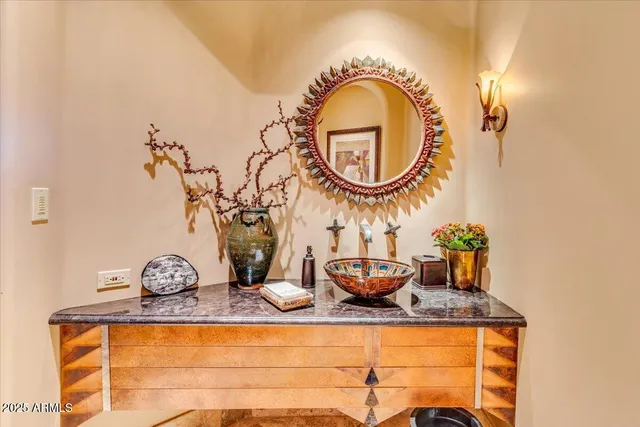 $4,950,000 | 10473 East Greythorn Drive, Scottsdale, AZ 85262