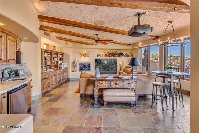 $4,950,000 | 10473 East Greythorn Drive, Scottsdale, AZ 85262