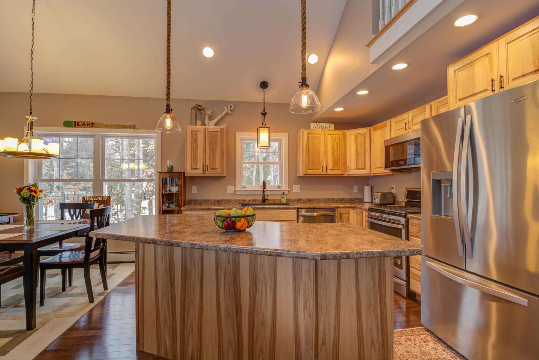 29 Sebago Road Raymond, ME 04071 - Photo 6 of 38 Pic#-15
