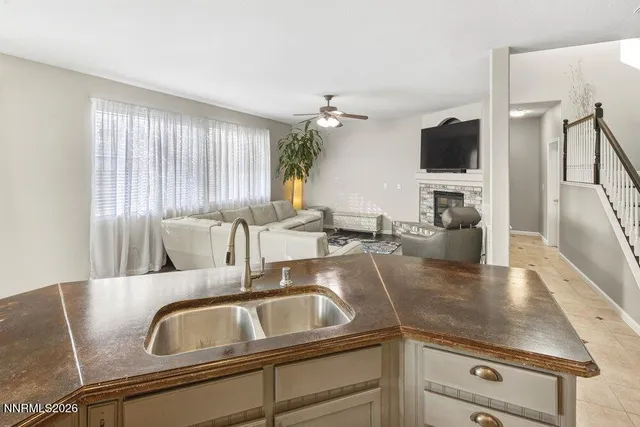 $700,000 | 4301 Pinnacle Vista Court, Sparks, NV 89436