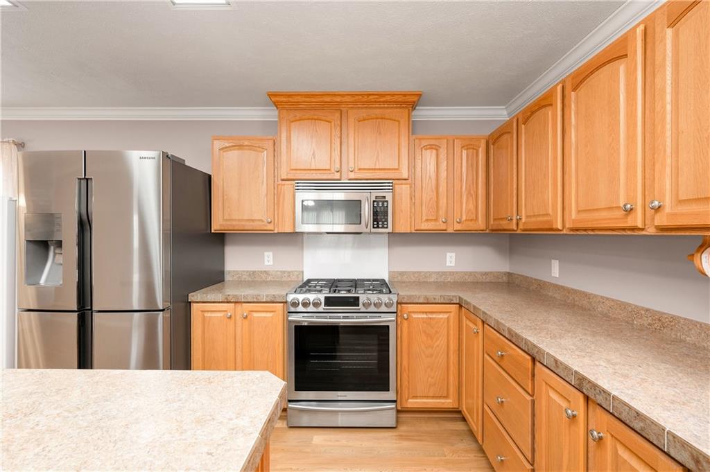 605 Amy Lane Butler, PA 16001 - Photo 12 of 35