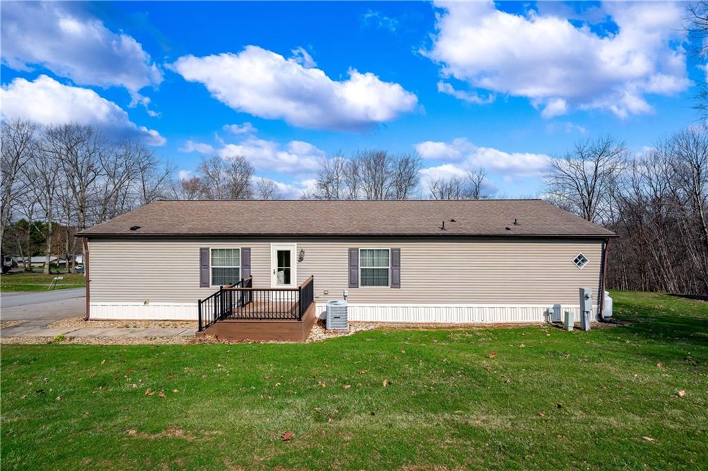 605 Amy Lane Butler, PA 16001 - Photo 2 of 35