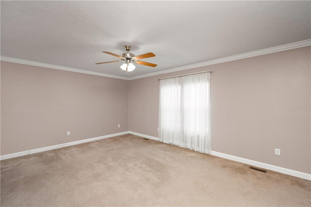 605 Amy Lane Butler, PA 16001 - Photo 8 of 35