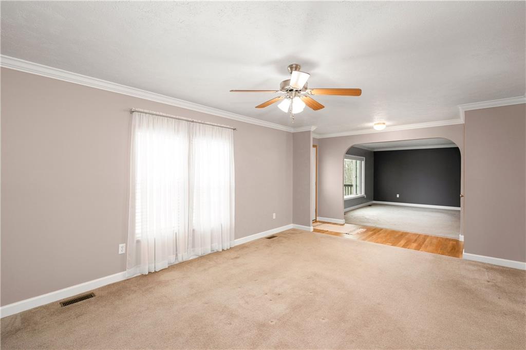 605 Amy Lane Butler, PA 16001 - Photo 10 of 35