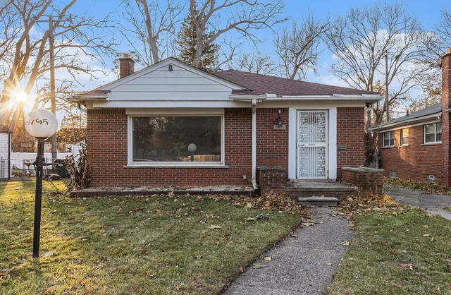$129,997 | 19795 Greydale Avenue, Detroit, MI 48219