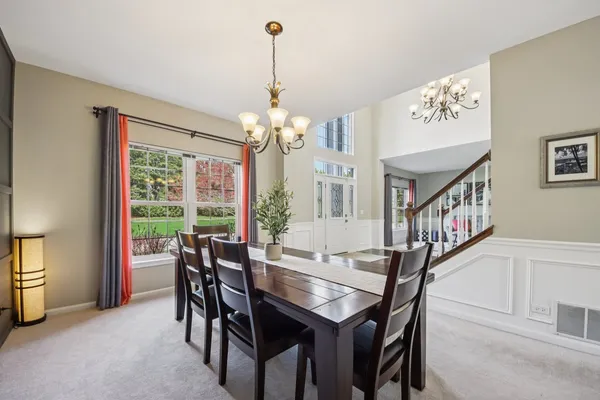 $668,900 | 1138 Ridgewood Circle, Lake In The Hills, IL 60156