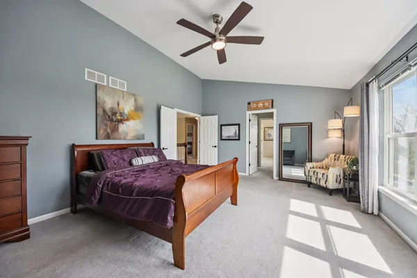 $668,900 | 1138 Ridgewood Circle, Lake In The Hills, IL 60156